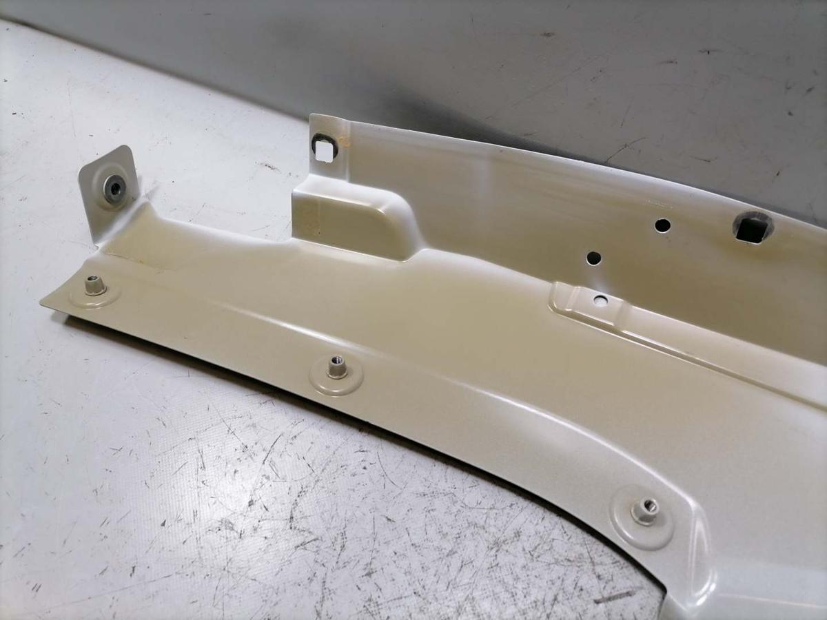 Porsche Macan original Kotfl&uuml;gel vorn links Oberteil Bj.2015